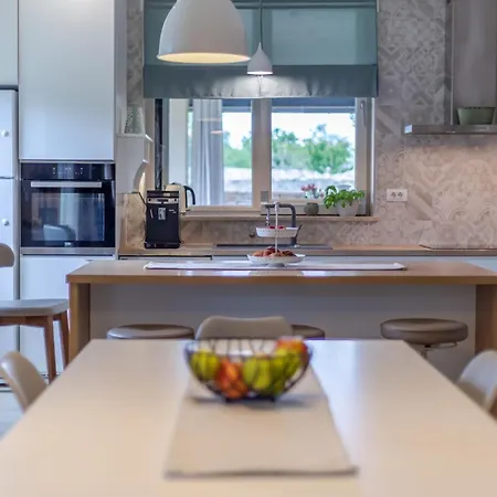 Mykoltrina In Istria For 10 Persons With With Wellness & 72 M2 Large Pool Villa Butkovići