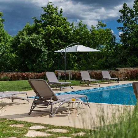 Villa Mykoltrina In Istria For 10 Persons With With Wellness & 72 M2 Large Pool Butkovići