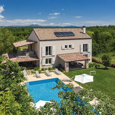 Mykoltrina In Istria For 10 Persons With With Wellness & 72 M2 Large Pool Villa *